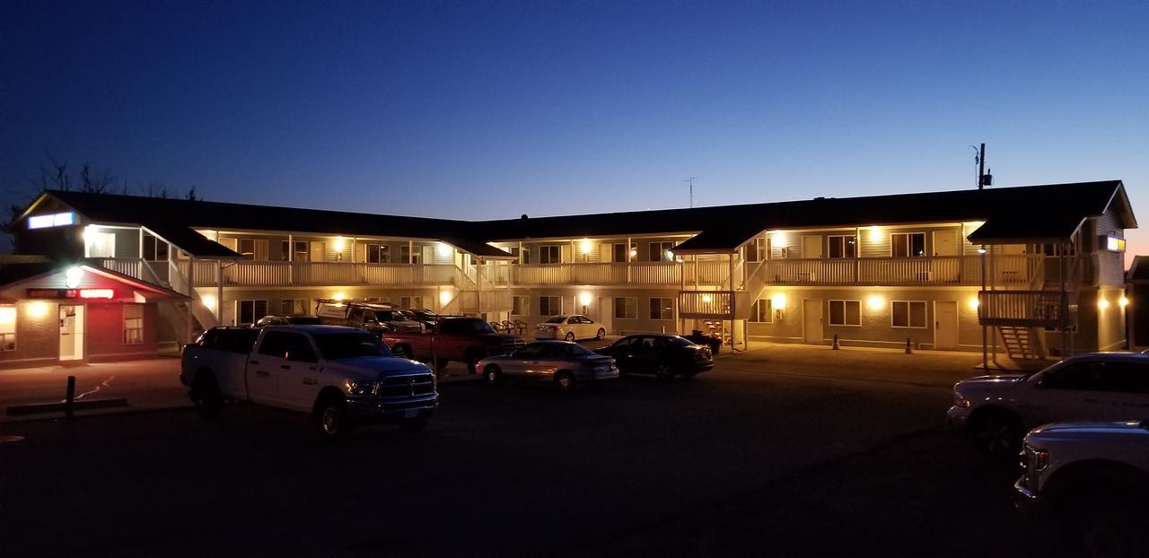 Twilight Country Motel Boyle Exterior photo